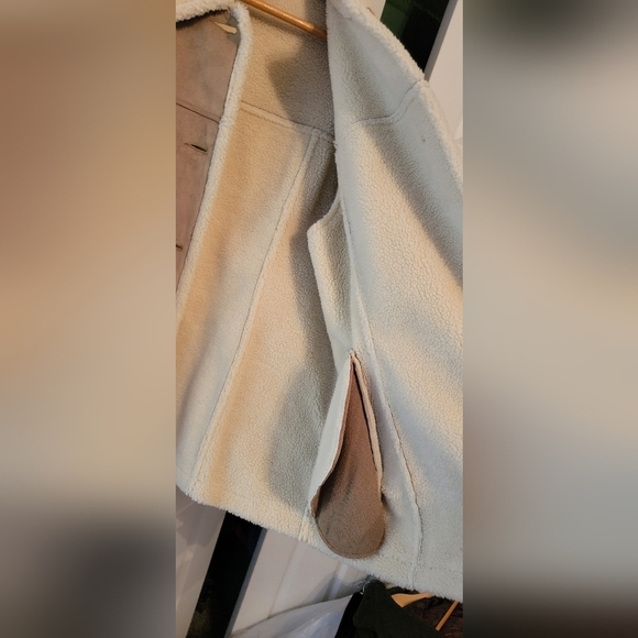 Utex Design poly/acrylic button-down coat with faux suede  and faux wool Size XL - Picture 5 of 8